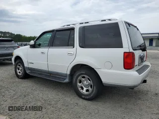 2001 Lincoln Navigator z VIN 5LMFU28R71LJ18097, wystawiony jako Copart lot #56051245 z przebiegiem Nie podano mil oraz Tytuł czysty. Historia ofert i sprzedaży dostępna na DreamBid. Obrazek 2.
