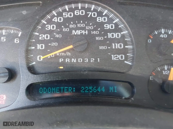 2006 Chevrolet Silverado 1500 LT1 with VIN 2GCEK13T761140183, listed as a IAAI auction lot 41760307 with 225,644 mi miles. Bid and sale history available at carsss.com. Image 7.
