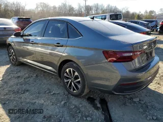 2023 Volkswagen Jetta S z VIN 3VW4M7BU9PM022937, wystawiony jako Copart lot #83599634 z przebiegiem 17 639 mil mil oraz Szkoda całkowita • Salvage title. Historia ofert i sprzedaży dostępna na DreamBid. Obrazek 2.
