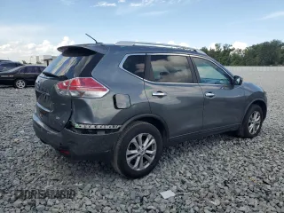 2015 Nissan Rogue SV with VIN KNMAT2MT9FP525943, listed as a Copart auction lot 55099095 with 207,145 mi miles and Salvage Title. Bid and sale history available at carsss.com. Image 3.