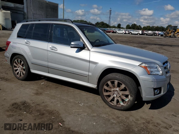 2012 Mercedes-Benz GLK 350 with VIN WDCGG8HB5CF767658, listed as a Copart auction lot 71152104 with 68,267 mi miles and Salvage Title. Bid and sale history available at DreamBid. Image 4.