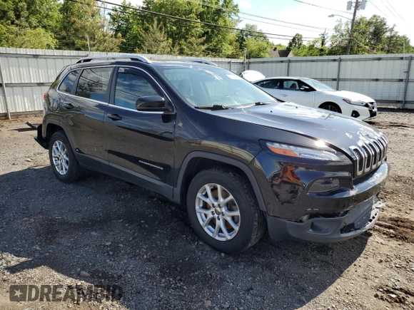 2018 Jeep Cherokee Latitude Plus with VIN 1C4PJMLX7JD502235, listed as a Copart auction lot 58185365 with 53,963 mi miles and Salvage title. Bid and sale history available at DreamBid. Image 4.