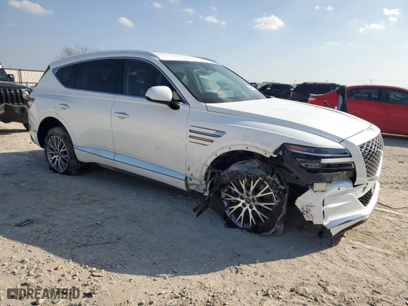 2024 Genesis GV80 with VIN KMUHBDSBXRU209333, listed as a Copart auction lot 44445875 with 2,773 mi miles and Salvage Title. Bid and sale history available at carsss.com. Image 4.