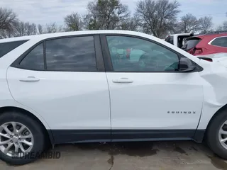 2020 Chevrolet Equinox LS with VIN 3GNAXHEV3LS716138, listed as a IAAI auction lot 41560566 with 87,671 mi miles. Bid and sale history available at carsss.com. Image 14.