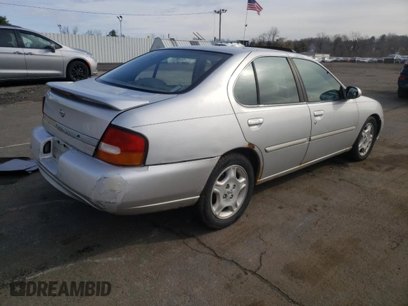 2000 Nissan Altima GXE with VIN 1N4DL01A4YC137166, listed as a Copart auction lot 50059335 with 113,740 mi miles and Salvage Title. Bid and sale history available at carsss.com. Image 3.
