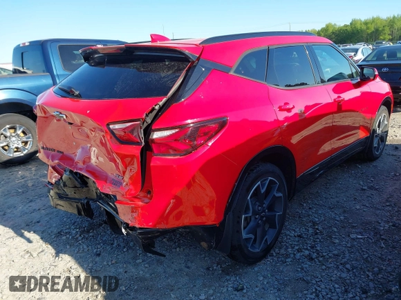 2021 Chevrolet Blazer RS z VIN 3GNKBKRSXMS532963, wystawiony jako IAAI lot #42042190 z przebiegiem 67 275 mil mil oraz . Historia ofert i sprzedaży dostępna na DreamBid. Obrazek 4.