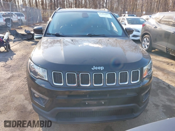 2017 Jeep Compass Latitude with VIN 3C4NJDBB8HT679989, listed as a IAAI auction lot 41499263 with 73,369 mi miles. Bid and sale history available at carsss.com. Image 12.