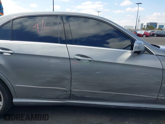 2012 Mercedes-Benz E 350 Luxury with VIN WDDHF5KB1CA531497, listed as a IAAI auction lot 42136612 with 153,066 mi miles and . Bid and sale history available at DreamBid. Image 14.