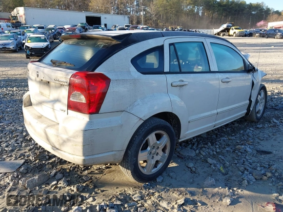 2009 Dodge Caliber SXT z VIN 1B3HB48A19D156654, wystawiony jako IAAI lot #41745710 z przebiegiem 147 632 mil mil oraz . Historia ofert i sprzedaży dostępna na DreamBid. Obrazek 4.