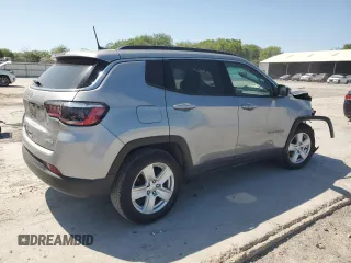 2022 Jeep Compass Latitude with VIN 3C4NJCBB8NT204932, listed as a Copart auction lot 52032755 with 25,330 mi miles and Salvage title. Bid and sale history available at DreamBid. Image 3.