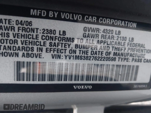 2006 Volvo S40 2.4L with VIN YV1MS382762220598, listed as a IAAI auction lot 41538927 with 115,966 mi miles. Bid and sale history available at carsss.com. Image 9.