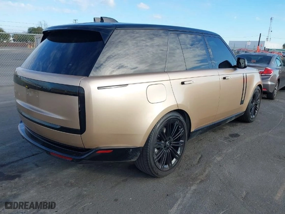 2023 Land Rover Range Rover SE with VIN SALKP9FU0PA018322, listed as a IAAI auction lot 41507163 with 24,538 mi miles. Bid and sale history available at carsss.com. Image 4.