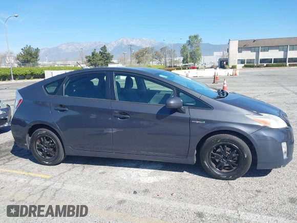 2010 Toyota Prius II with VIN JTDKN3DU8A0180886, listed as a IAAI auction lot 41869933 with 149,289 mi miles and . Bid and sale history available at carsss.com. Image 13.