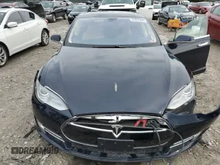 2013 Tesla Model S с VIN 5YJSA1DN9DFP01855, выставлен на аукционе Copart как лот 51257955 с пробегом 187 251 миль миль и Чистый • Clean title. История ставок и продаж доступна на DreamBid. Изображение 11.