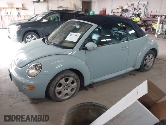 2003 Volkswagen Beetle GLS with VIN 3VWCK21Y33M310651, listed as a IAAI auction lot 42127513 with 160,926 mi miles and . Bid and sale history available at DreamBid. Image 2.