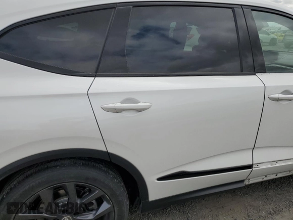 2023 Acura MDX w/A-Spec Package с VIN 5J8YE1H09PL001351, выставлен на аукционе Copart как лот 53313525 с пробегом 42 130 миль миль и Списание • Salvage title. История ставок и продаж доступна на DreamBid. Изображение 10.