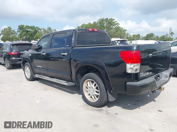 2008 Toyota Tundra z VIN 5TBEV541X8S482775, wystawiony jako IAAI lot #42225319 z przebiegiem 177 683 mil mil oraz . Historia ofert i sprzedaży dostępna na DreamBid. Obrazek 3.