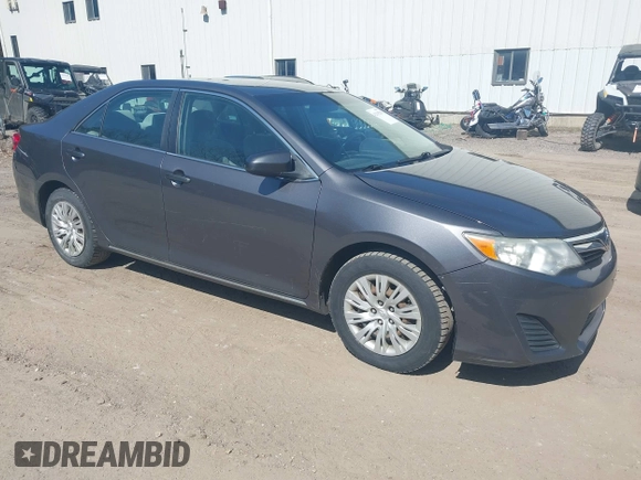 2012 Toyota Camry L with VIN 4T4BF1FKXCR160679, listed as a IAAI auction lot 42105290 with 189,062 mi miles. Bid and sale history available at carsss.com. Image 1.