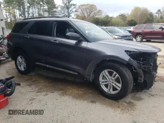 2024 Ford Explorer XLT with VIN 1FMSK8DH2RGA60315, listed as a Copart auction lot 52182105 with 0 mi miles and Clean Title. Bid and sale history available at carsss.com. Image 4.