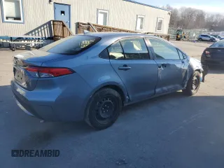2021 Toyota Corolla LE with VIN JTDEPMAE3MJ133502, listed as a Copart auction lot 82795544 with 40,792 mi miles and Salvage Title. Bid and sale history available at DreamBid. Image 3.