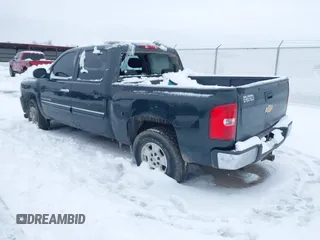 2013 Chevrolet Silverado 1500 LT with VIN 3GCPKSE75DG204580, listed as a IAAI auction lot 41239004 with 1 mi miles. Bid and sale history available at carsss.com. Image 3.