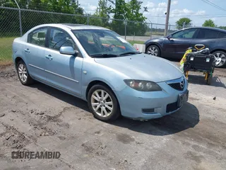 2007 Mazda Mazda3 i Sport with VIN JM1BK32F271707045, listed as a IAAI auction lot 42166852 with 101,693 mi miles. Bid and sale history available at carsss.com. Image 1.