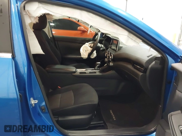 2020 Nissan Sentra SV with VIN 3N1AB8CV3LY220654, listed as a IAAI auction lot 41740719 with 27,546 mi miles and . Bid and sale history available at DreamBid. Image 5.