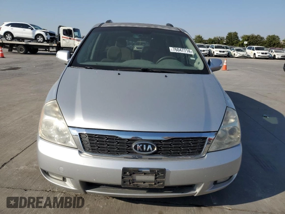 2012 Kia Sedona EX with VIN KNDMH4C71C6469223, listed as a Copart auction lot 76047714 with 231,767 mi miles and Clean Title. Bid and sale history available at DreamBid. Image 5.