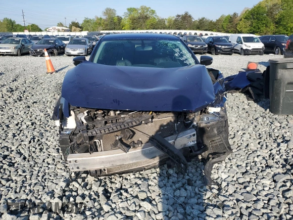 2017 Nissan Maxima SR with VIN 1N4AA6AP3HC364350, listed as a Copart auction lot 53439725 with 103,464 mi miles and Salvage title. Bid and sale history available at DreamBid. Image 5.