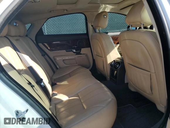 2013 Jaguar XJ with VIN SAJWJ1CD7D8V49845, listed as a Copart auction lot 44541595 with 115,931 mi miles and Clean title. Bid and sale history available at DreamBid. Image 10.