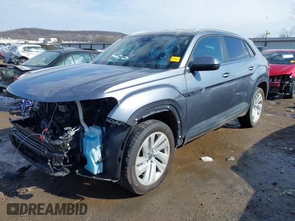 2020 Volkswagen Atlas SE z VIN 1V21E2CA9LC211835, wystawiony jako IAAI lot #41574645 z przebiegiem 50 586 mil mil oraz . Historia ofert i sprzedaży dostępna na DreamBid. Obrazek 18.