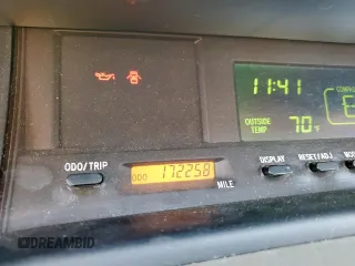 2000 Toyota Avalon XL z VIN 4T1BF28B7YU074685, wystawiony jako Copart lot #54523145 z przebiegiem 172 258 mil mil oraz Szkoda całkowita • Salvage title. Historia ofert i sprzedaży dostępna na DreamBid. Obrazek 9.