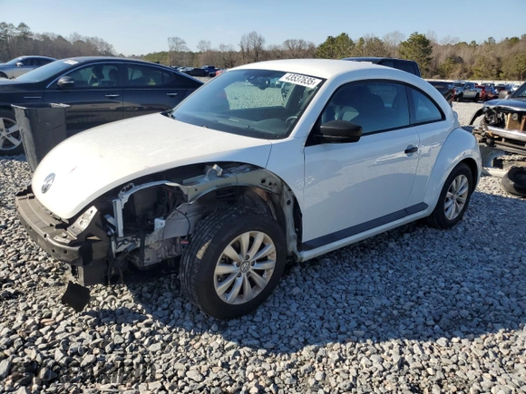 2016 Volkswagen Beetle with VIN 3VWF07AT8GM630252, listed as a Copart auction lot 43537635 with 94,350 mi miles and Salvage Title. Bid and sale history available at DreamBid. Image 1.
