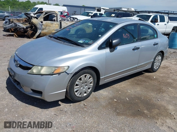 2010 Honda Civic DX-VP z VIN 2HGFA1F3XAH503936, wystawiony jako IAAI lot #42241603 z przebiegiem 199 931 mil mil oraz . Historia ofert i sprzedaży dostępna na DreamBid. Obrazek 2.