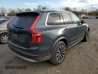 2022 Volvo XC90 Momentum with VIN YV4A221KXN1836374, listed as a Copart auction lot 73677533 with 7,766 mi miles and . Bid and sale history available at DreamBid. Image 3.