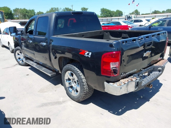 2009 Chevrolet Silverado 1500 LT with VIN 3GCEK23M59G190316, listed as a IAAI auction lot 42087025 with 175,998 mi miles and . Bid and sale history available at DreamBid. Image 3.