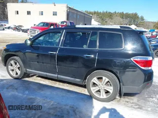 2012 Toyota Highlander Limited with VIN 5TDDK3EH7CS094665, listed as a IAAI auction lot 41580151 with 225,032 mi miles. Bid and sale history available at carsss.com. Image 14.