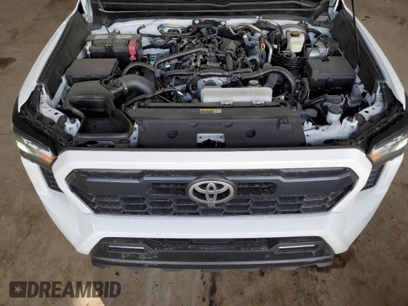 2025 Toyota Tacoma SR with VIN 3TMLB5JN0SM088997, listed as a Copart auction lot 50373065 with 2,934 mi miles and Salvage Title. Bid and sale history available at DreamBid. Image 11.