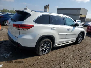 2018 Toyota Highlander SE with VIN 5TDJZRFH2JS538211, listed as a Copart auction lot 53752065 with 58,706 mi miles and Salvage title. Bid and sale history available at DreamBid. Image 3.