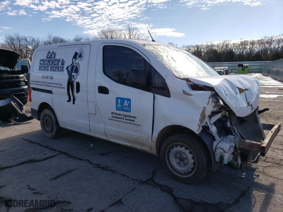 2016 Nissan NV200 S with VIN 3N6CM0KN4GK698137, listed as a Copart auction lot 88096545 with 77,994 mi miles and Salvage Title. Bid and sale history available at carsss.com. Image 4.