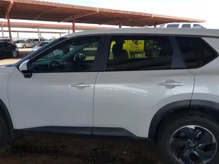 2024 Nissan Rogue SV with VIN JN8BT3BA8RW362468, listed as a IAAI auction lot 41969257 with 5,311 mi miles and . Bid and sale history available at carsss.com. Image 14.
