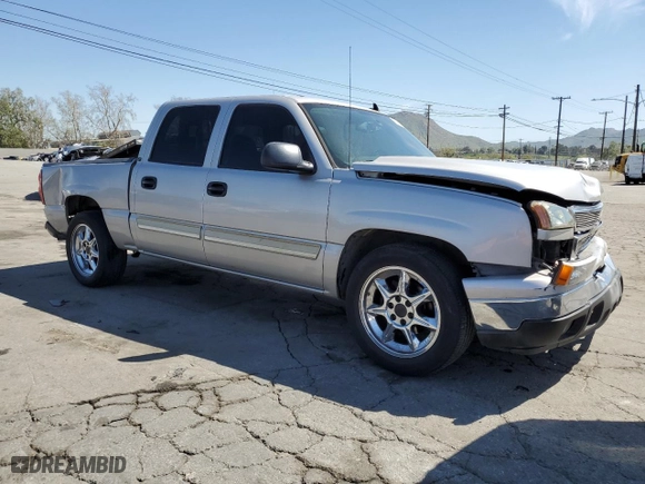 2006 Chevrolet Silverado 1500 LT2 with VIN 2GCEC13Z061314242, listed as a Copart auction lot 50217745 with 235,033 mi miles and Salvage Title. Bid and sale history available at carsss.com. Image 4.
