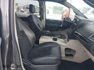 2018 Dodge Grand Caravan SXT with VIN 2C4RDGCG2JR325737, listed as a IAAI auction lot 41610173 with 97,492 mi miles. Bid and sale history available at carsss.com. Image 5.