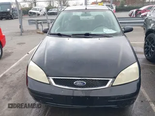 2005 Ford Focus S with VIN 1FAFP34N75W304479, listed as a IAAI auction lot 41117405 with 234,312 mi miles. Bid and sale history available at carsss.com. Image 6.