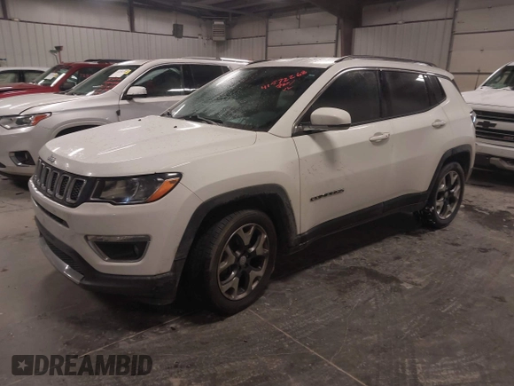 2019 Jeep Compass Limited with VIN 3C4NJCCB1KT662905, listed as a IAAI auction lot 41572268 with 105,377 mi miles. Bid and sale history available at carsss.com. Image 17.