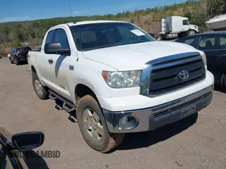 2010 Toyota Tundra z VIN 5TFUW5F15AX148425, wystawiony jako IAAI lot #41829616 z przebiegiem 125 623 mil mil oraz . Historia ofert i sprzedaży dostępna na DreamBid. Obrazek 1.