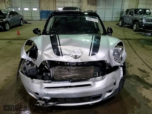2015 MINI Countryman S with VIN WMWZC5C5XFWP44081, listed as a Copart auction lot 50921115 with 85,643 mi miles and Clean Title. Bid and sale history available at DreamBid. Image 14.