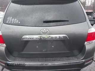 2013 Toyota Highlander with VIN 5TDZA3EHXDS032848, listed as a IAAI auction lot 41757071 with 143,774 mi miles and . Bid and sale history available at DreamBid. Image 16.