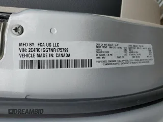 2022 Chrysler Pacifica Limited with VIN 2C4RC1GG7NR175799, listed as a Copart auction lot 63038045 with 32,317 mi miles and Clean title. Bid and sale history available at DreamBid. Image 13.