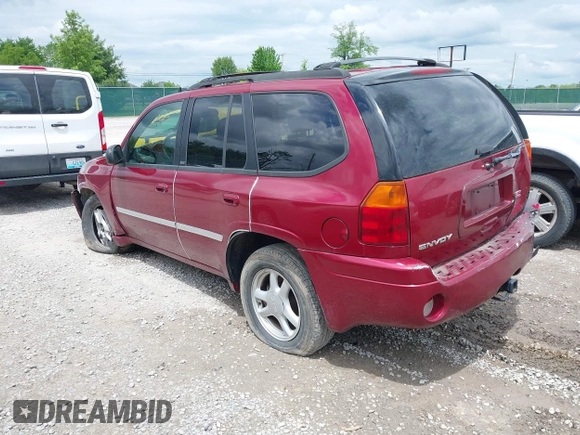 2006 GMC Envoy SLE z VIN 1GKDT13S262222939, wystawiony jako IAAI lot #42210957 z przebiegiem 238 217 mil mil oraz . Historia ofert i sprzedaży dostępna na DreamBid. Obrazek 3.